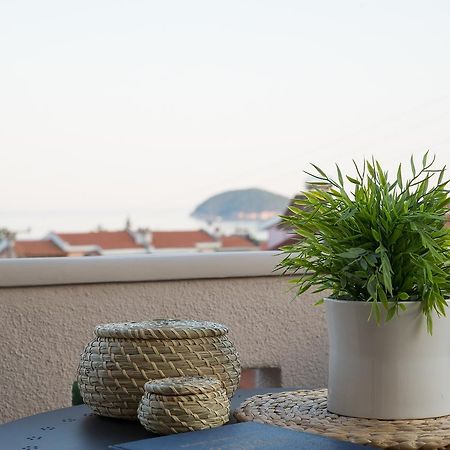 Palio Grey Apartments PalaiónTsiflíkion エクステリア 写真
