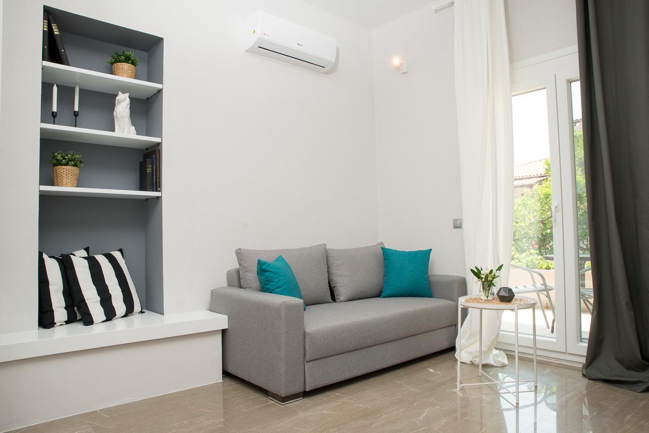 Palio Grey Apartments PalaiónTsiflíkion エクステリア 写真
