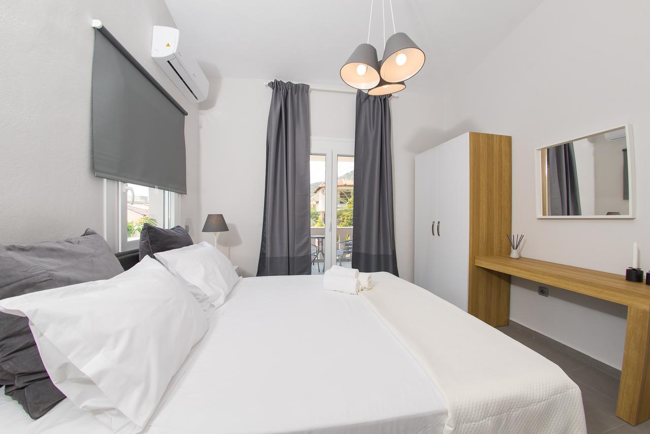 Palio Grey Apartments PalaiónTsiflíkion エクステリア 写真