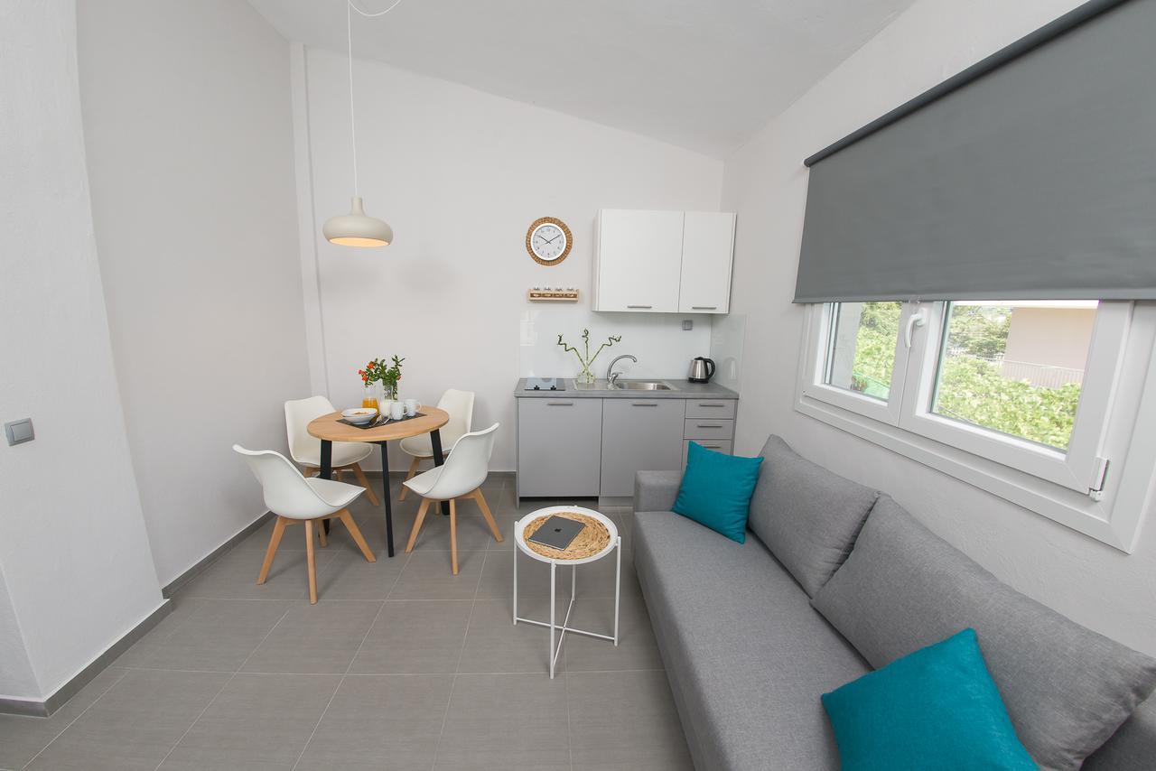 Palio Grey Apartments PalaiónTsiflíkion エクステリア 写真