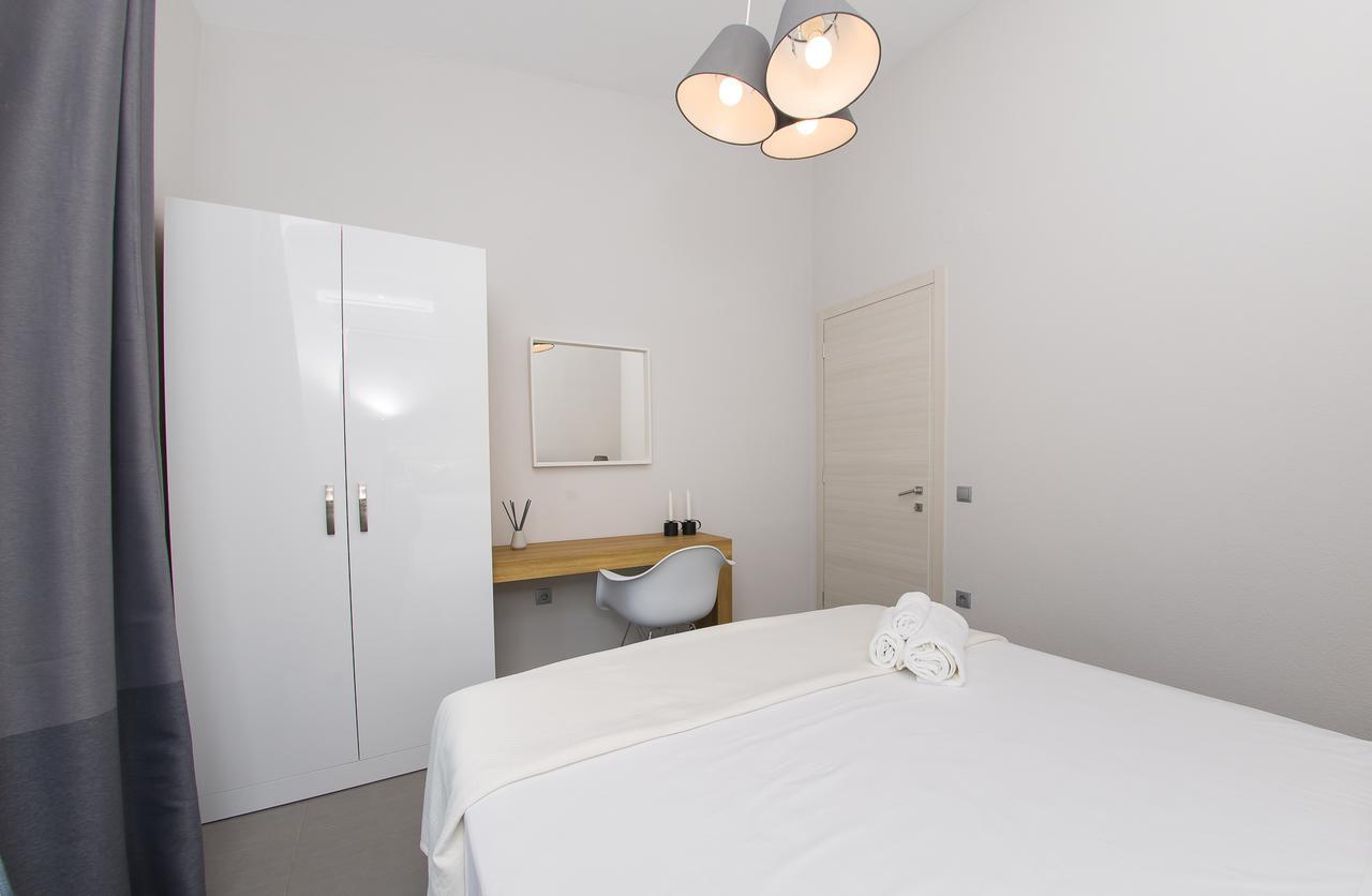 Palio Grey Apartments PalaiónTsiflíkion エクステリア 写真