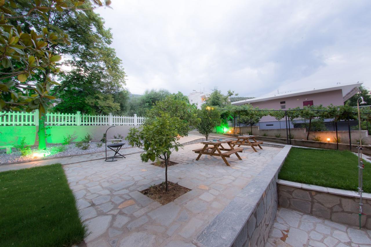 Palio Grey Apartments PalaiónTsiflíkion エクステリア 写真