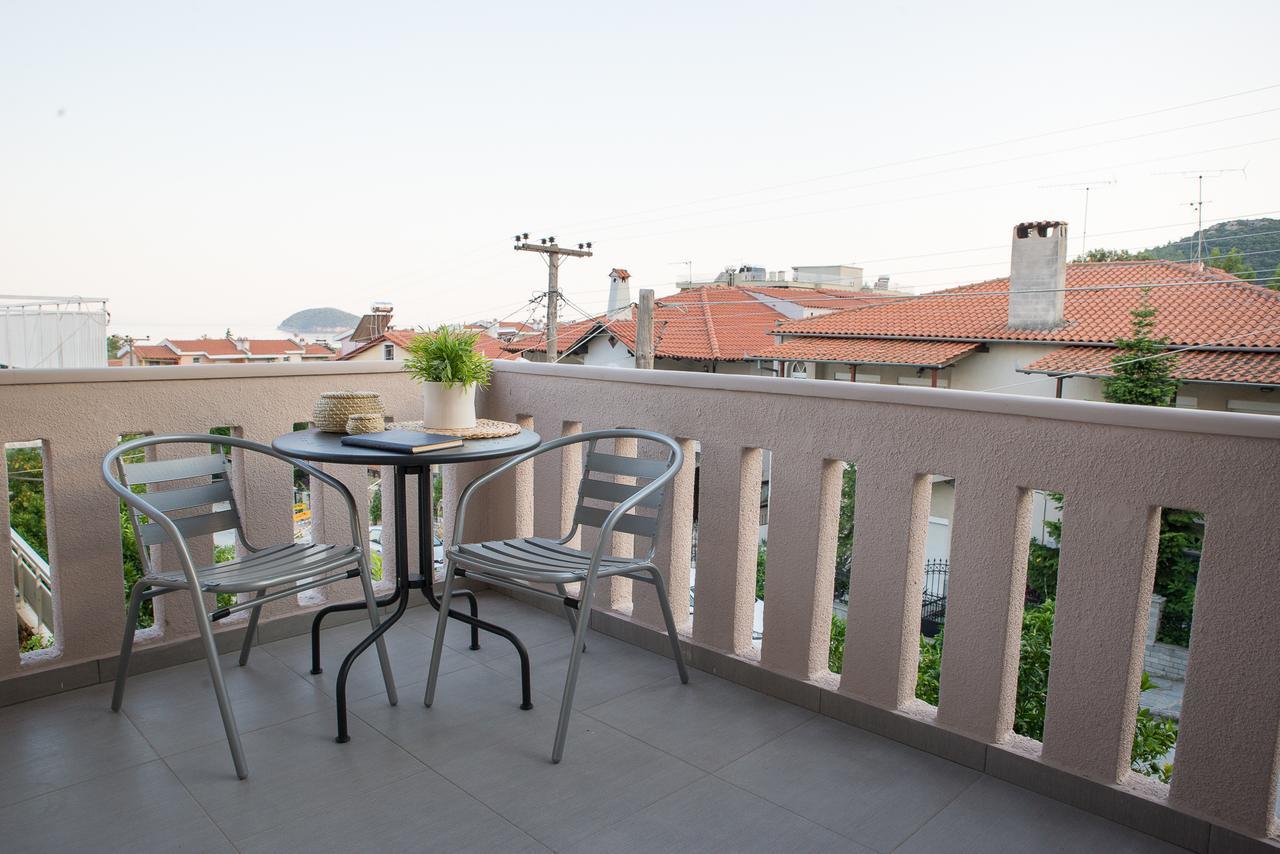 Palio Grey Apartments PalaiónTsiflíkion エクステリア 写真